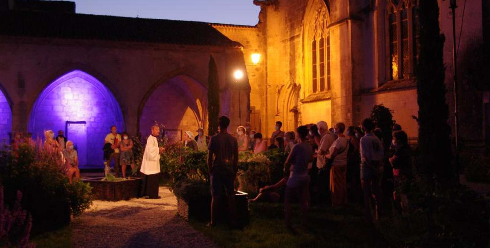 "Saintes Belle de Nuit", visites théâtralisées nocturnes dans les rues de Saintes
