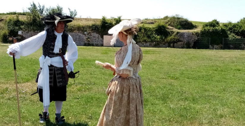 Visite nocturne théâtralisée de la Citadelle avec Vauban au Château d'Oléron